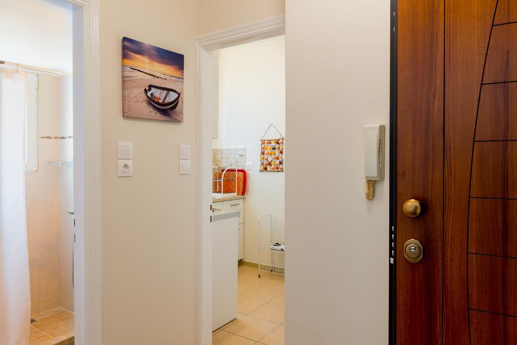 Appartamento Charmy Petit Flat In Atene Esterno foto
